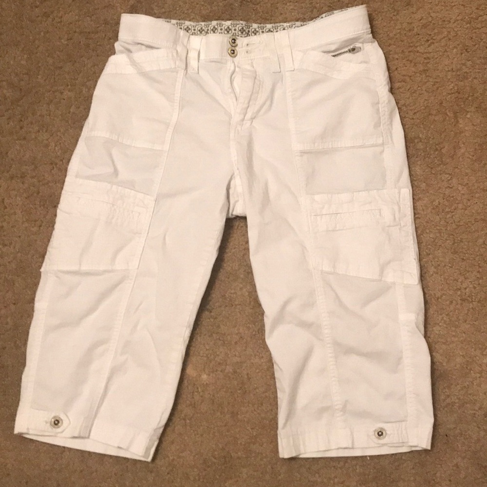Lee Women’s White Capris